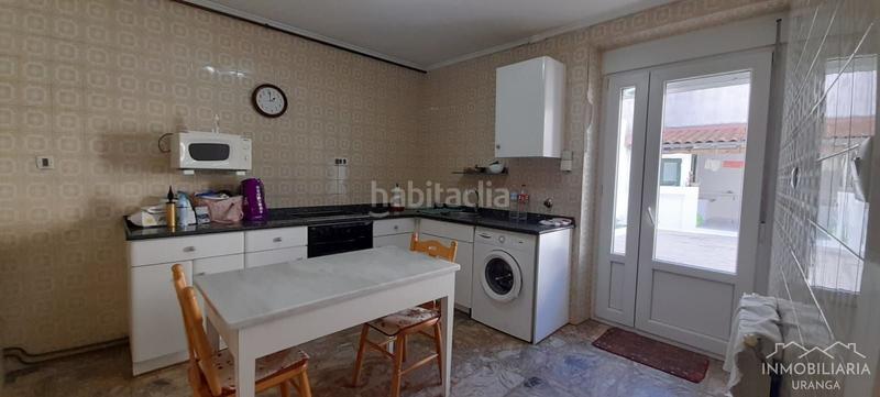 Foto 4e78478e-9127-4b3f-b28c-75f724e9bd98. Casa amb calefacció a Centro Laredo