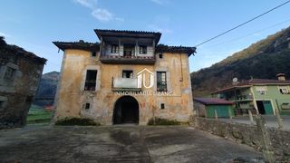 Maison  Caburrau. Casona con terreno urbano de 1.900 m en junta de voto