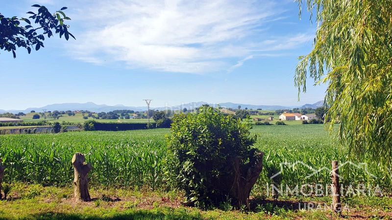 Foto 42a96932-d899-4a2b-9ed8-d677d56375f2. Chalet casona montañesa de piedra con 5.000 m de terreno ideal para inversión o negocio rural en Ribamontán al Mar