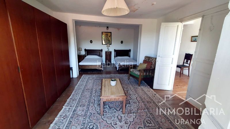 Foto 6daf339e-90f0-47db-98f3-94a0722de552. Chalet casona montañesa de piedra con 5.000 m de terreno ideal para inversión o negocio rural en Ribamontán al Mar