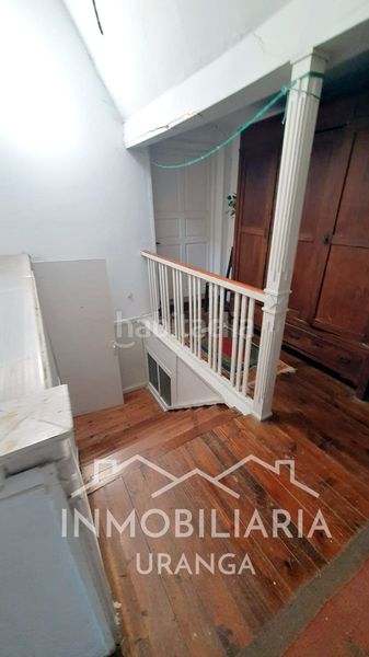 Foto 90d93b71-a869-4e44-9ea2-79bb5310078c. Chalet casona montañesa de piedra con 5.000 m de terreno ideal para inversión o negocio rural en Ribamontán al Mar