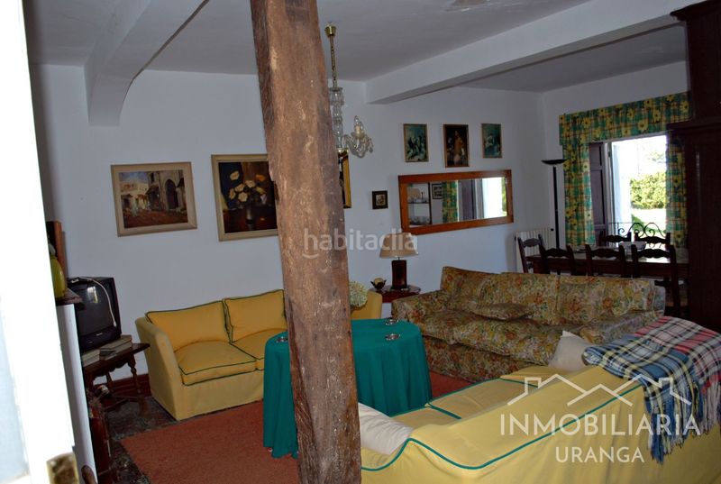 Foto 9452eb7e-869c-472a-88d4-8baa7a2c4a9a. Chalet casona montañesa de piedra con 5.000 m de terreno ideal para inversión o negocio rural en Ribamontán al Mar