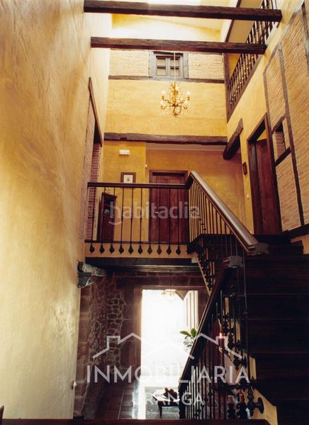 Foto e5d6f2ab-b319-4c1a-911d-98594a48c03f. Edifici a Voto
