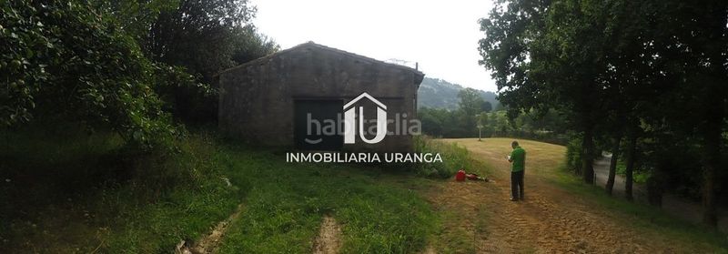 Foto d01a61b0-20f6-4001-952b-a73afd2889b9. Terreny residencial a Rasines
