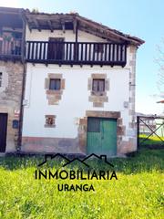 Casa  Balbacienta. Casa adosada de pueblo en guriezo