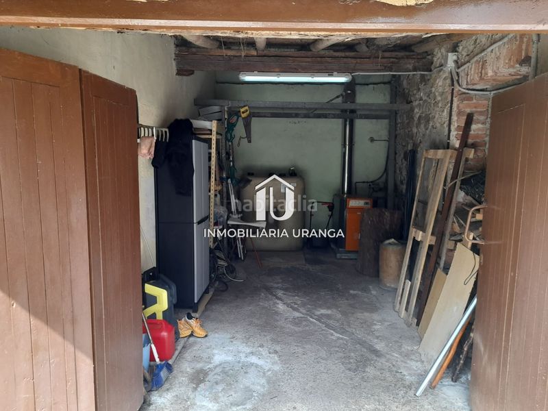 Foto a252cb77-e2eb-47e7-b8c9-6f095e2b8c1b. Casa amb calefacció a Guriezo