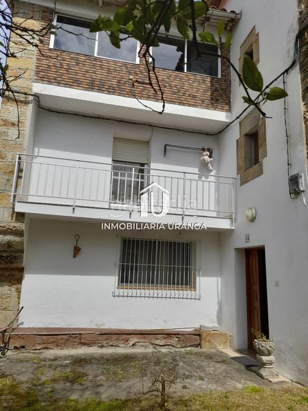 Foto aa413519-877c-4f1a-a312-acfcb288cf14. Casa amb calefacció a Guriezo