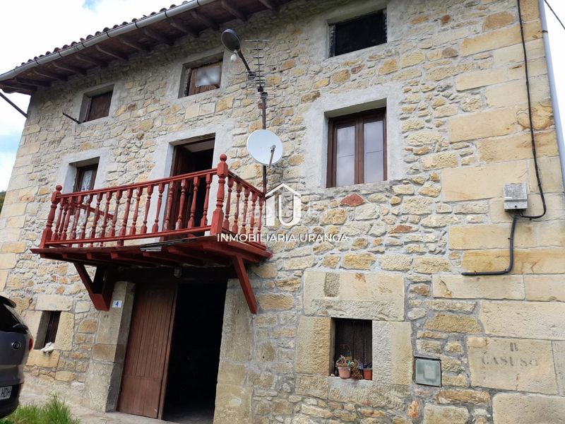 Foto 2bed40ee-38d5-444d-815a-7ae09a762476. Casa a Bárcena de Cicero