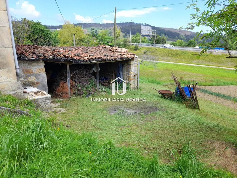 Foto 39d9a32d-f54d-429e-8381-576d45761216. Casa a Bárcena de Cicero