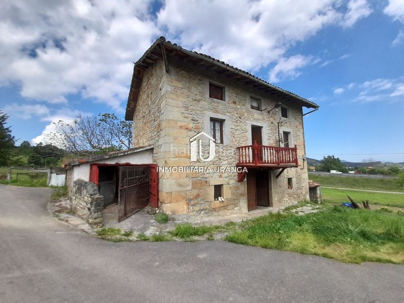 Foto e32839e6-5048-4867-a014-f04025528a98. Casa a Bárcena de Cicero