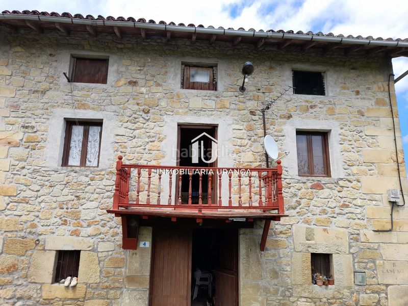 Foto ee0de62b-8c29-428c-99fb-1eab8426d0d5. Casa a Bárcena de Cicero