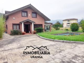 Haus  El puente. Chalet bifamiliar en guriezo con jardín y , piscina privada  lis