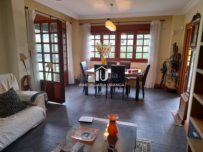 Foto 140a681d-09b6-45c4-acf3-1949d163f4c2. Casa amb calefacció piscina a Guriezo