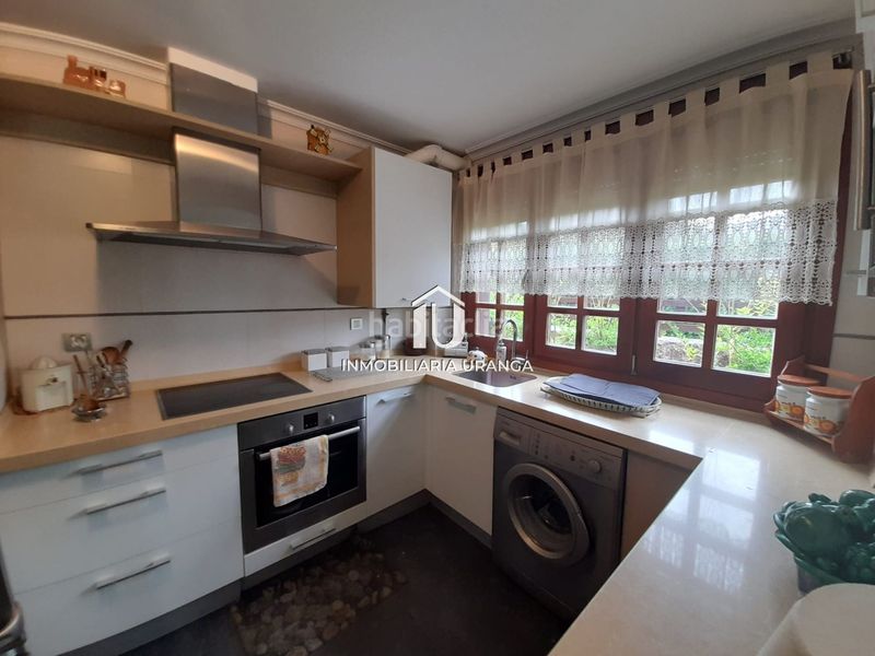 Foto 6bf07257-fe2e-4451-a81c-6936c1e36f18. Casa amb calefacció piscina a Guriezo