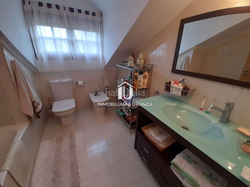 Foto d5e1eeee-1438-4fb7-b591-cab72a2ece8b. Casa amb calefacció piscina a Guriezo