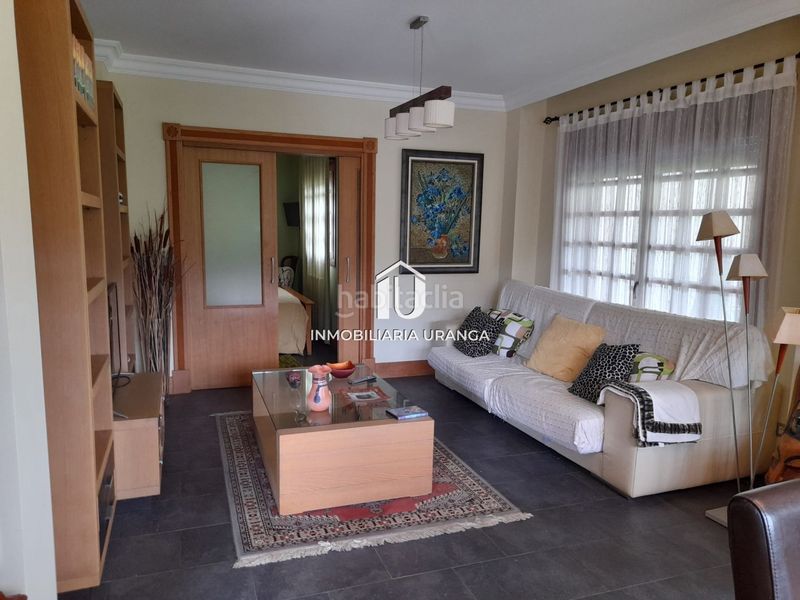 Foto debf334e-3dba-46b2-8feb-be26ab036991. Casa amb calefacció piscina a Guriezo