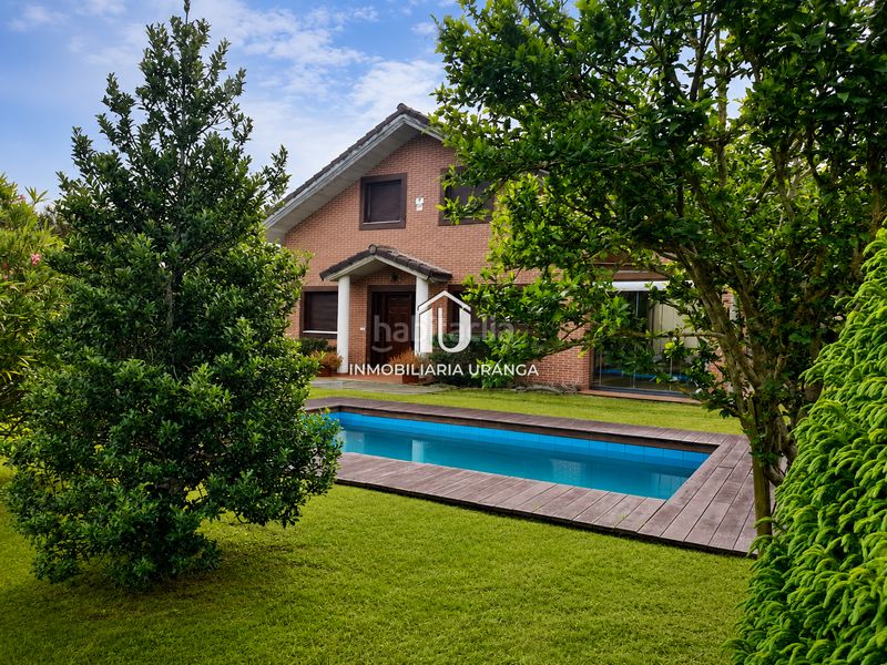 Foto d004b48d-b341-40fe-8b46-5c4017726c6b. Casa amb calefacció piscina a Guriezo
