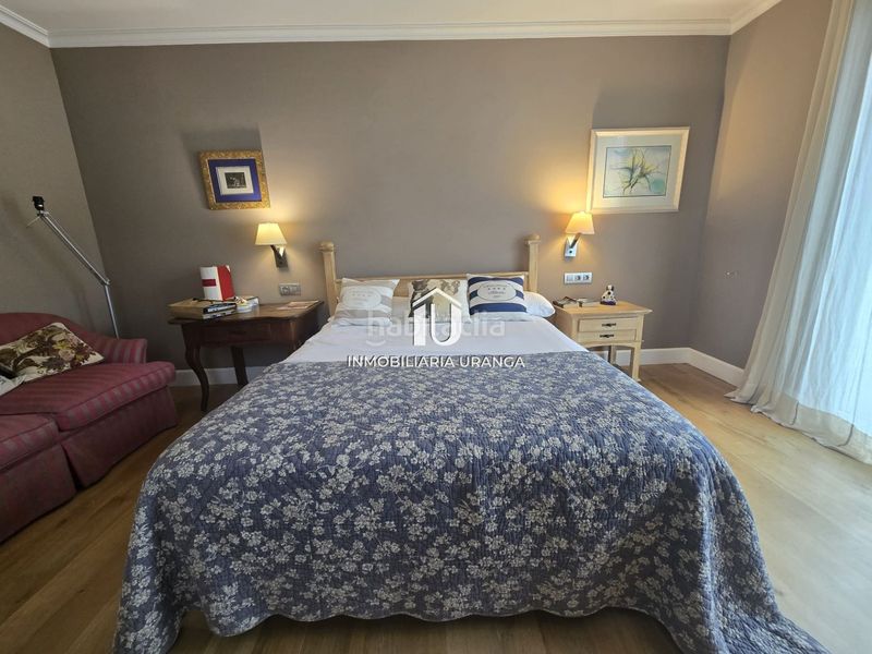 Foto 10267f0f-6069-4c22-805c-382cf698bc4c. Casa amb calefacció piscina a Meruelo