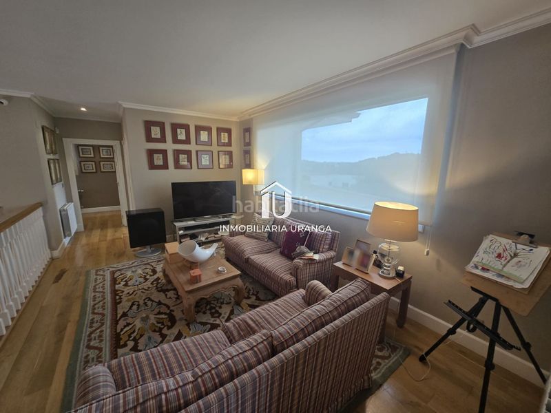 Foto 47161dc1-20b4-433f-9d23-74178671955c. Casa amb calefacció piscina a Meruelo