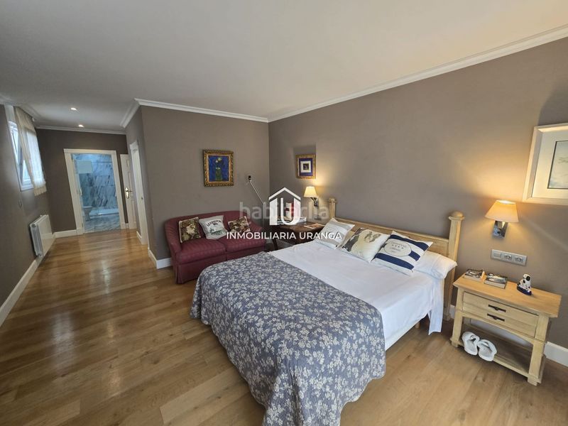 Foto 4f46fb8e-eb02-40cf-b7b1-57e45e88216a. Casa amb calefacció piscina a Meruelo