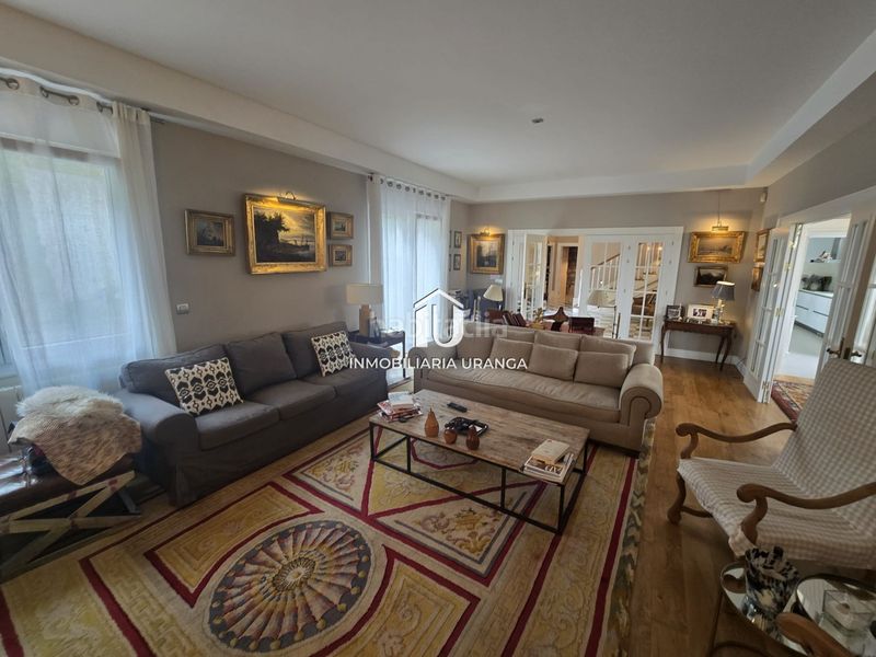 Foto a31efb4a-e000-42b9-bd87-0b36f1968303. Casa amb calefacció piscina a Meruelo