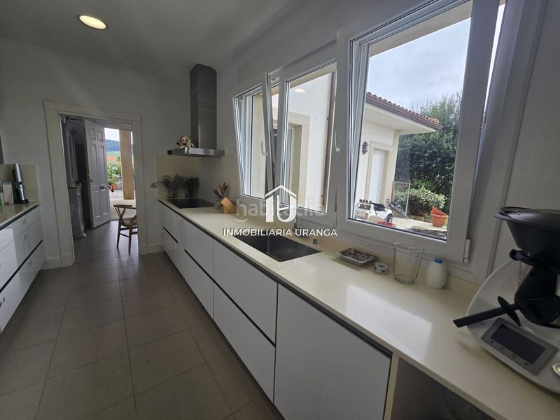 Foto d5e94fe1-4f6d-4fa8-b035-6b98361dd586. Casa amb calefacció piscina a Meruelo