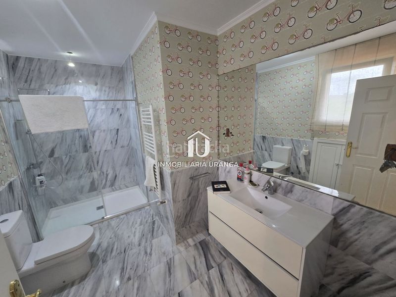 Foto e2c4bbb6-43eb-494b-a127-415b2a36942e. Casa amb calefacció piscina a Meruelo