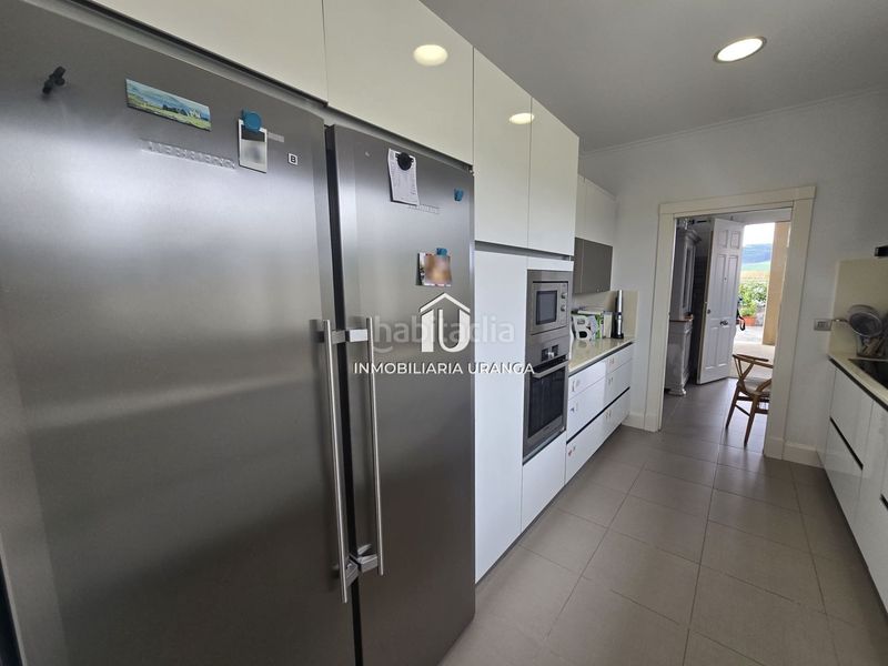 Foto f5c459e8-b76e-4b91-be5e-40d077c57920. Casa amb calefacció piscina a Meruelo