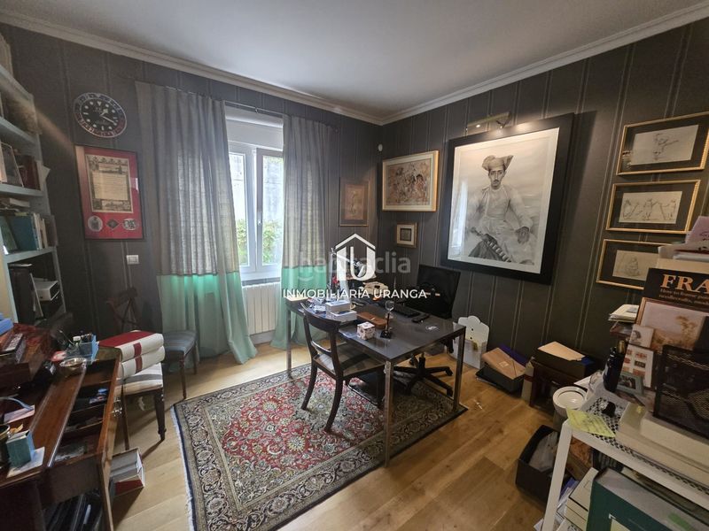 Foto f8132636-39fb-4d36-a218-dcc662ef6746. Casa amb calefacció piscina a Meruelo