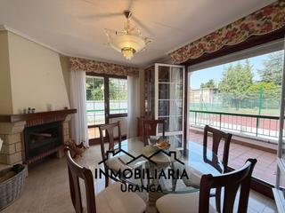 Maison  Francia. Chalet pareado en urbanización privada con piscina y jardín en l