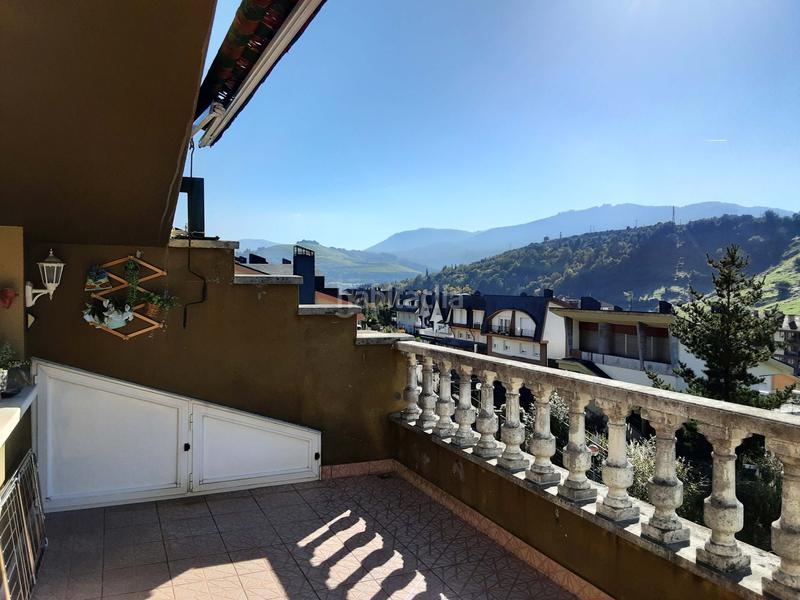 Foto 07a11c3b-bf55-4eac-b2bf-aa46c14c160f. Casa adossada a isasi auzoa 22 a Llodio