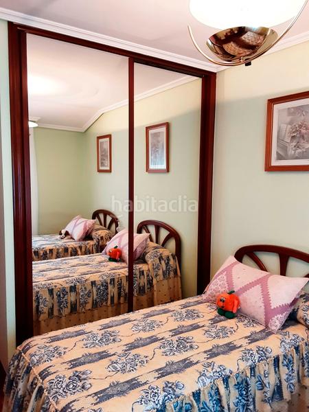 Foto 100f5c4a-61ae-4d70-a8e8-670bc56e7715. Casa adossada a isasi auzoa 22 a Llodio