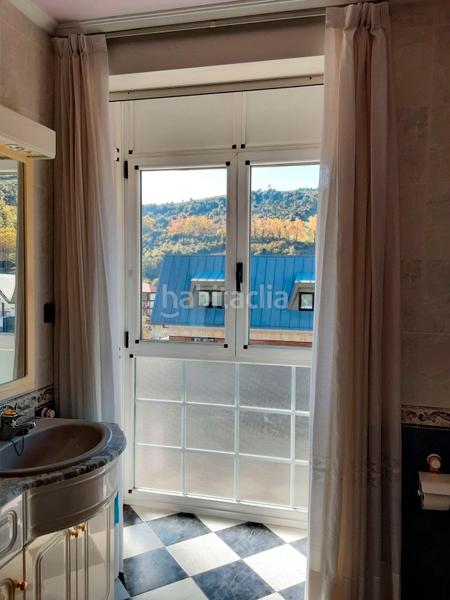 Foto 2dd92d2b-2dd8-48cc-913c-da62a55b6522. Casa adossada a isasi auzoa 22 a Llodio