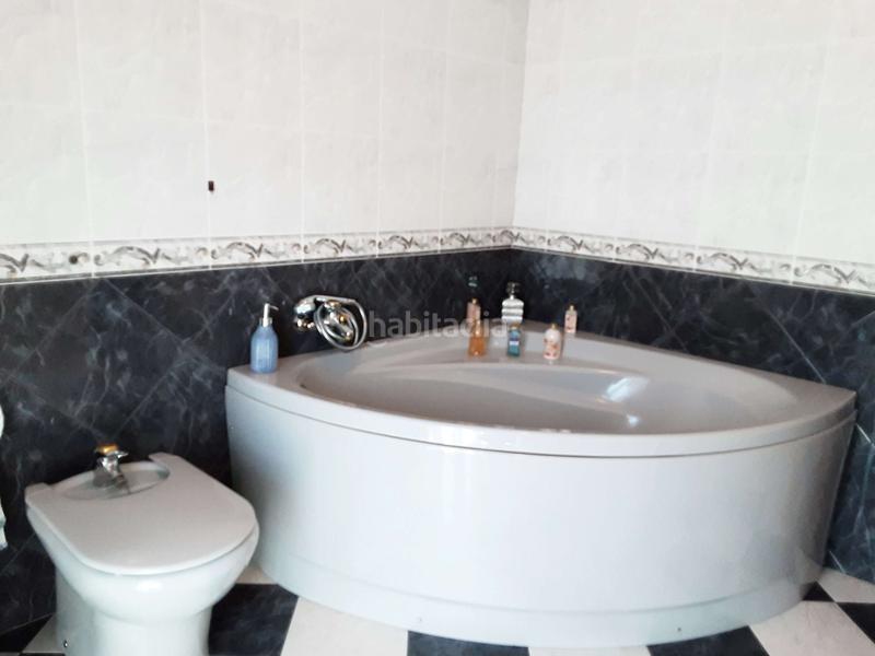 Foto 6d3d2664-9655-4b8e-bbc1-3810b335a874. Casa adossada a isasi auzoa 22 a Llodio