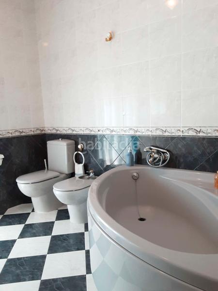 Foto 91038ed9-66e3-47a8-a9b9-ba3f9ab05bda. Casa adossada a isasi auzoa 22 a Llodio