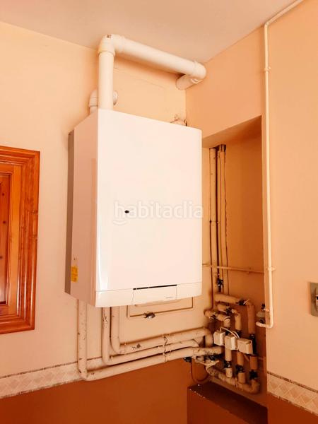 Foto f03c4039-7c29-4029-b0c9-c3703214daf7. Casa adossada a isasi auzoa 22 a Llodio