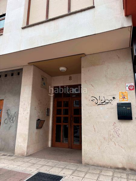 Foto db6c883e-1790-49f6-b551-a24937d2457b. Piso en pintor jose arrue kalea 8 venta de vivienda en laudio en Llodio