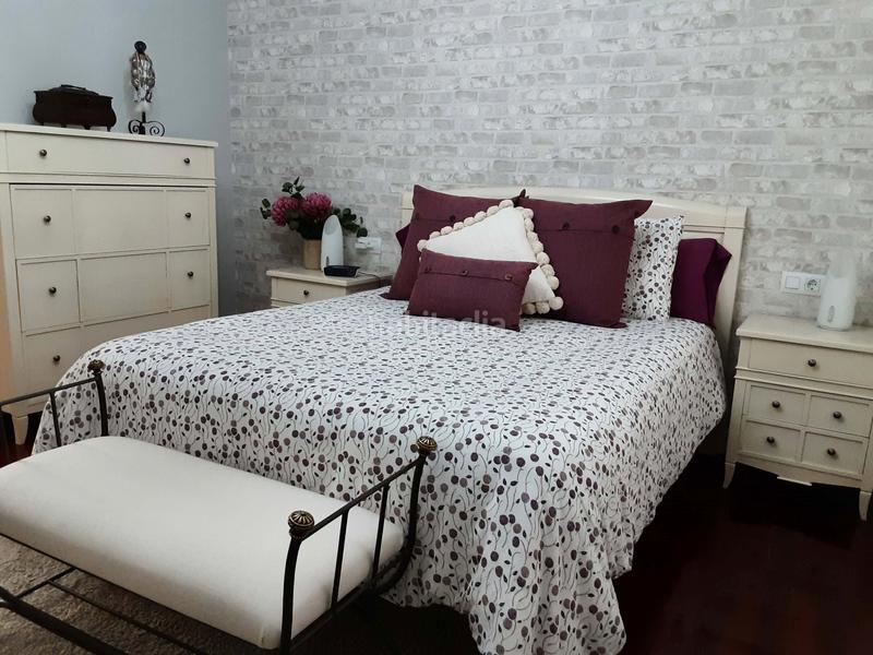 Foto 4b322a12-92e6-464f-97f5-9dbe702785f4. Appartement dans pintor jose arrue kalea 6 dans Llodio