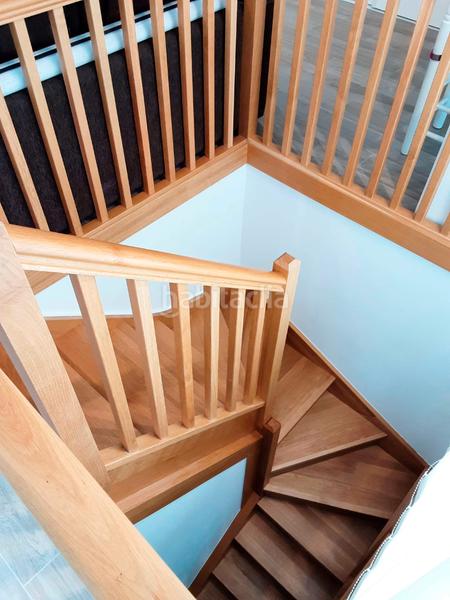 Foto 133a2ef6-2716-40e7-a689-750d0dd412fd. Àtic a frontoi kalea 16 a Amurrio