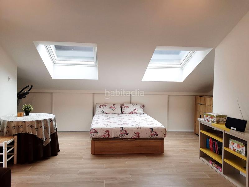 Foto 30cc56e5-4864-4b76-a929-09fad18a299a. Àtic a frontoi kalea 16 a Amurrio