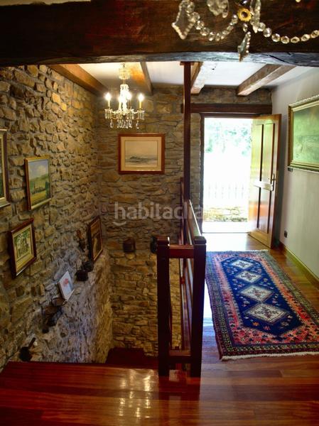 Foto 47cf7fbb-262d-4eb5-bab7-ee5a86d9d60c. Casa a Orozko