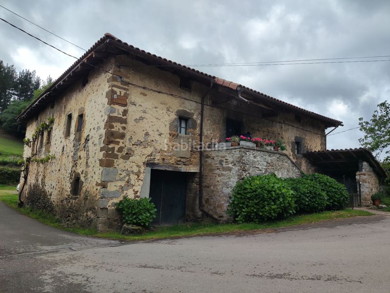 Foto b1bc03b3-9712-4385-b672-b17431590efb. Casale in santa lucía in Llodio