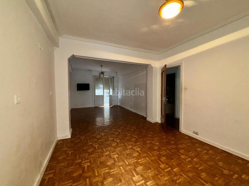 Foto 960dcf92-af3b-45cc-8bc4-7b1664de953c. Pis a Llodio