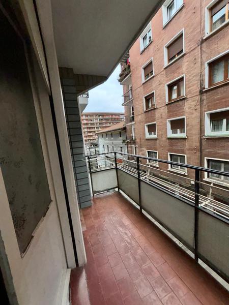 Foto b3dbdbcb-913a-4a55-aebc-2f2ab4a575f8. Pis a Llodio