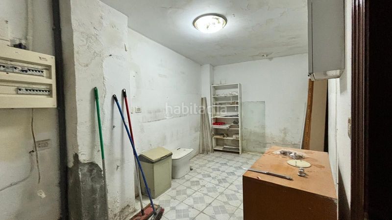 Foto 6ea56dfe-93f6-4cd4-8a5b-27dde6a2a5be. Lloguer local comercial a Llodio