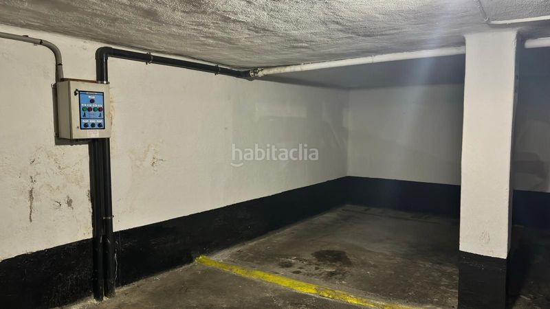 Foto 48eccf11-f756-4e07-b542-32d4aa4df681. Parking coche en Llodio