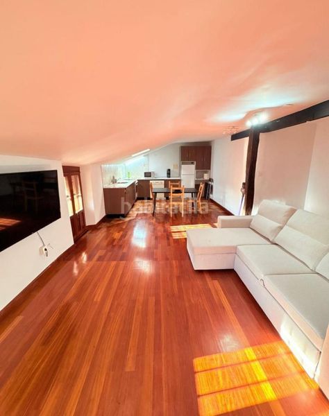 Foto 96acb8f2-63e0-44c3-8ee6-f8803b29d7a9. Pis amb calefacció a Balmaseda