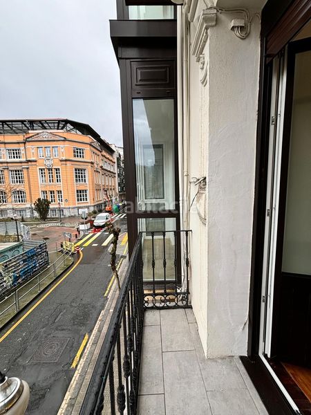 Foto bc7b2588-dec5-4032-bb11-099ef28a5f90. Flat in Abandoibarra - Guggenheim Bilbao