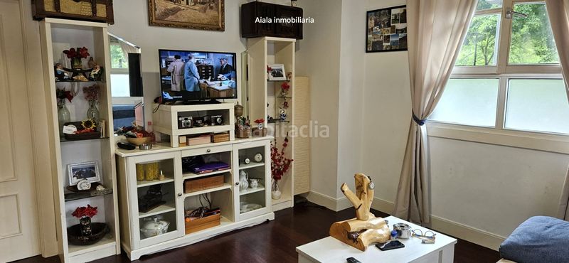 Foto 18b0f40b-5461-42f7-a36e-2b98570855e5. Apartament amb calefacció a Llodio