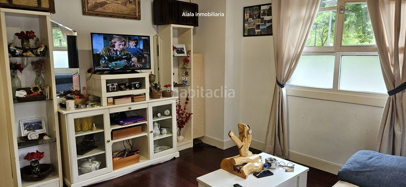 Foto 5ced4362-093b-42c5-a9ed-2d81ae98747d. Apartament amb calefacció a Llodio